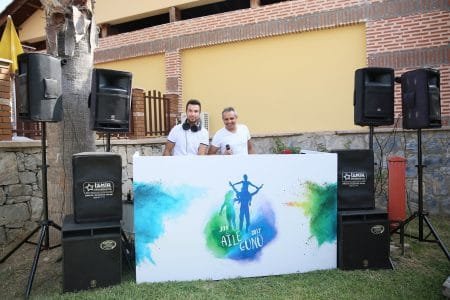 Orta Büyüklükte Ses Sistemi Kiralama İzmir