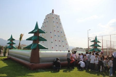 Şişme Oyun Parkuru