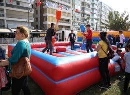 Gladyatör Şişme Oyuncak Kiralama