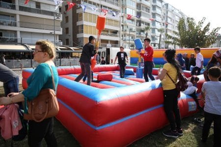 Gladyatör Şişme Oyuncak Kiralama