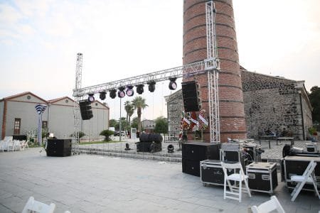 Profesyonel Ses ve Sahne Sistemi Kiralama İzmir