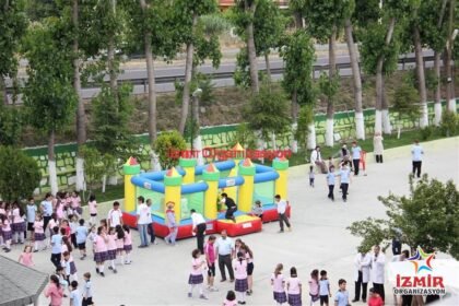 kuleli zıpzıp izmir şişme oyuncak kiralama şişme parkur kiralama izmir 074 Kuleli Zıp Zıp Kiralama Okul Şenlikleri