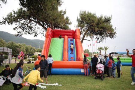 Renkli Kaydırak Kiralama