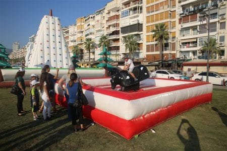 Rodeo Şişme Oyun Parkuru Kiralama