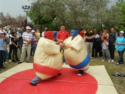 Şişme Oyuncak Kiralama Şişme Sumo Güreşi Oyunu