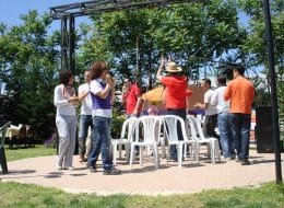 Sandalye Kapma Yarışması