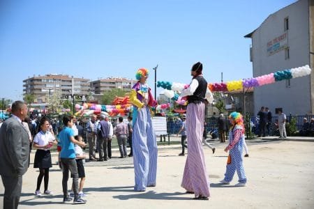 Tahta Bacak Gösterisi