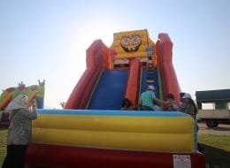 Sünger Bob Şişme Kaydırak Kiralama