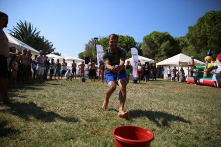 Süngerle Su Taşıma Oyunu