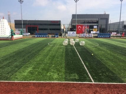 İzmir Balon Futbolu Oyunu