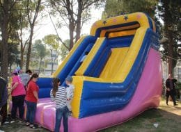 Pembe Şişme Kaydırak Kiralama